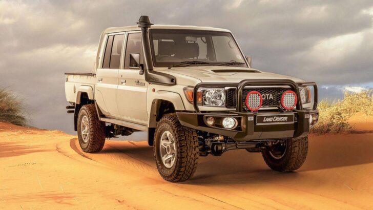 Toyota Land Cruiser 79