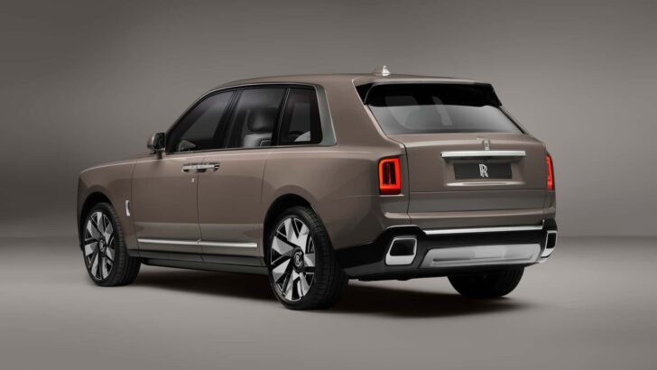 Rolls-Royce Cullinan 2025 года