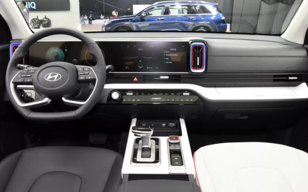 Интерьер Hyundai Mufasa