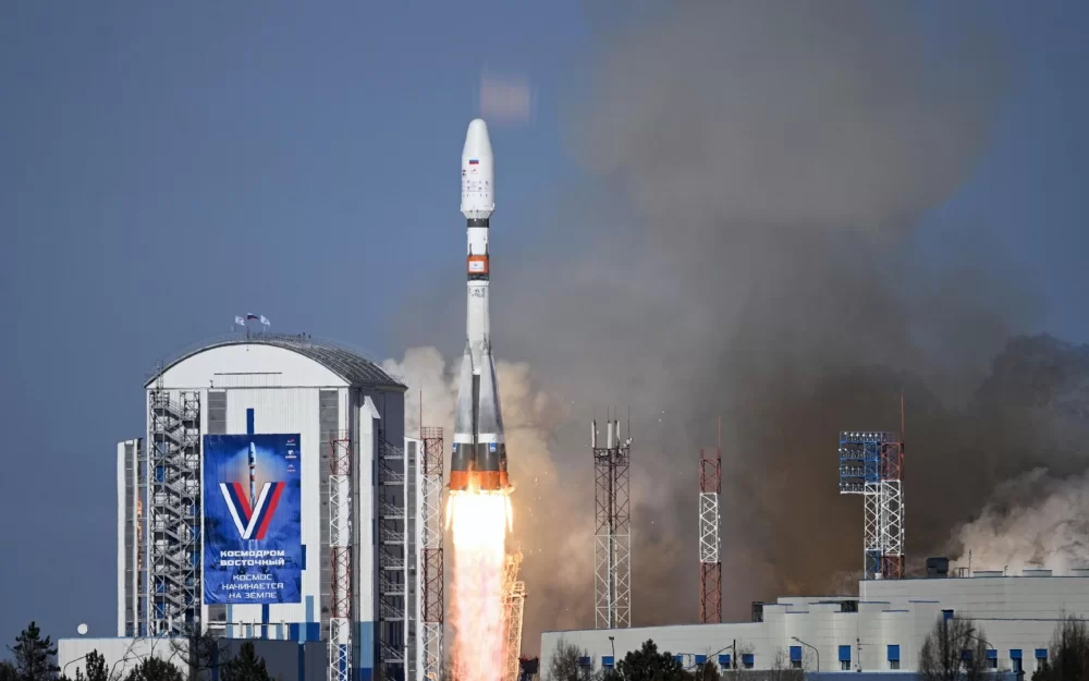 С Восточного стартовала ракета Союз-2.1б