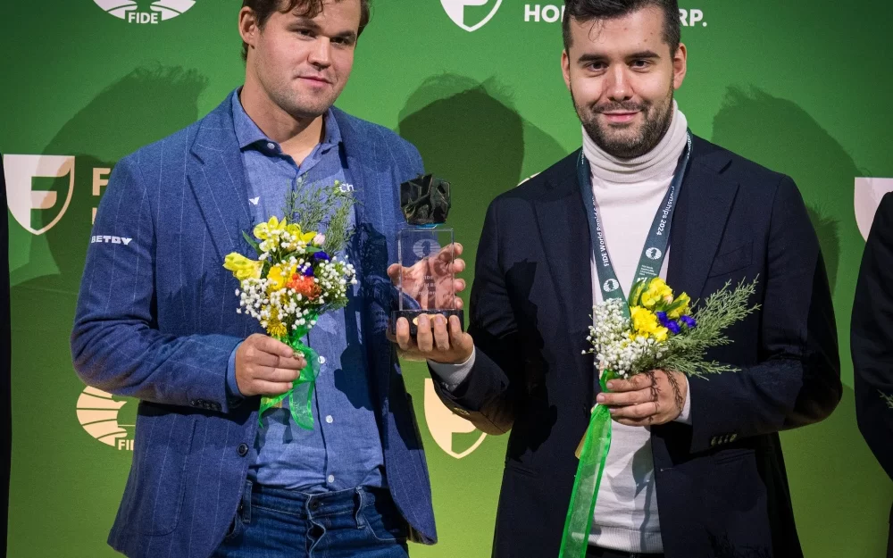 Действующих чемпионов мира по блицу стало двое