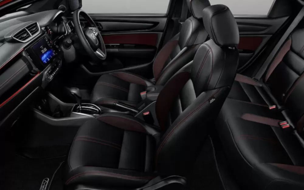 Интерьер Honda WR-V