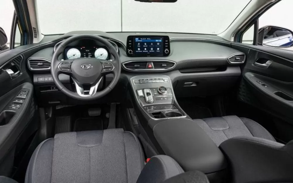 Интерьер Hyundai Santa Fe