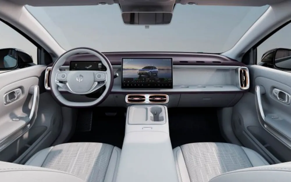 Интерьер Leapmotor B01