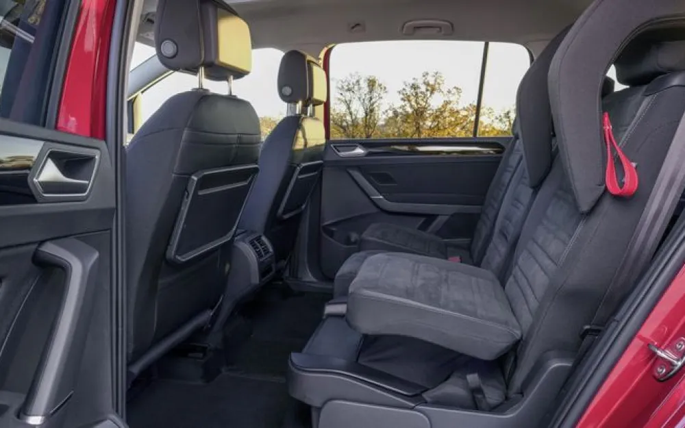 Интерьер Volkswagen Touran