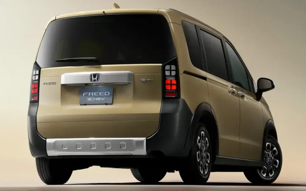 Honda Freed Crosstar