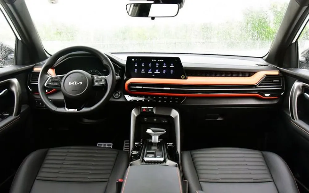 Интерьер Kia Sportage Ace