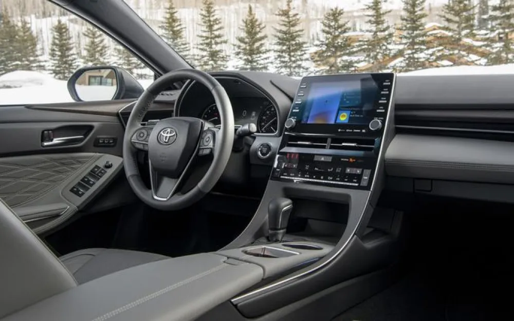 Интерьер Toyota Avalon