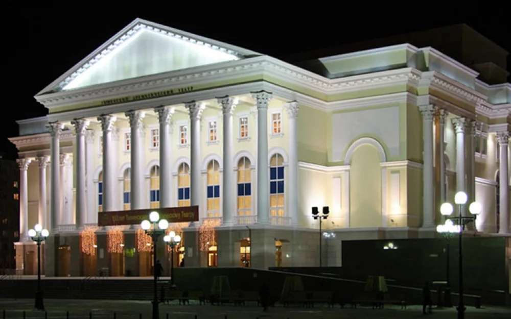 «Беспрецедентно сложная ситуация»: что вынудило Союз театральных деятелей в Тюмени обратиться к Владимиру Машкову