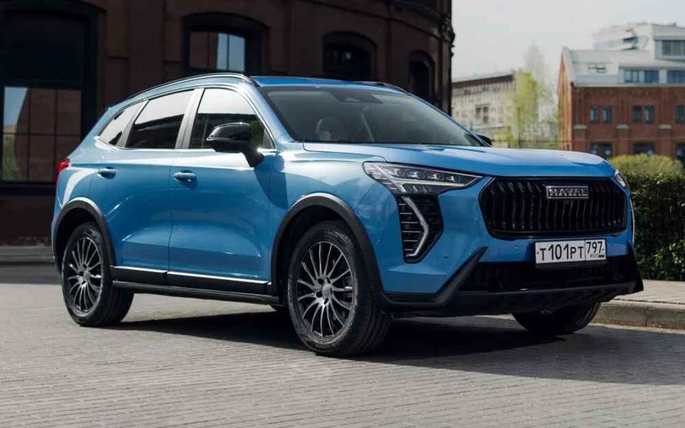 В России подешевели популярные автомобили. Среди них LADA, Chery и Haval