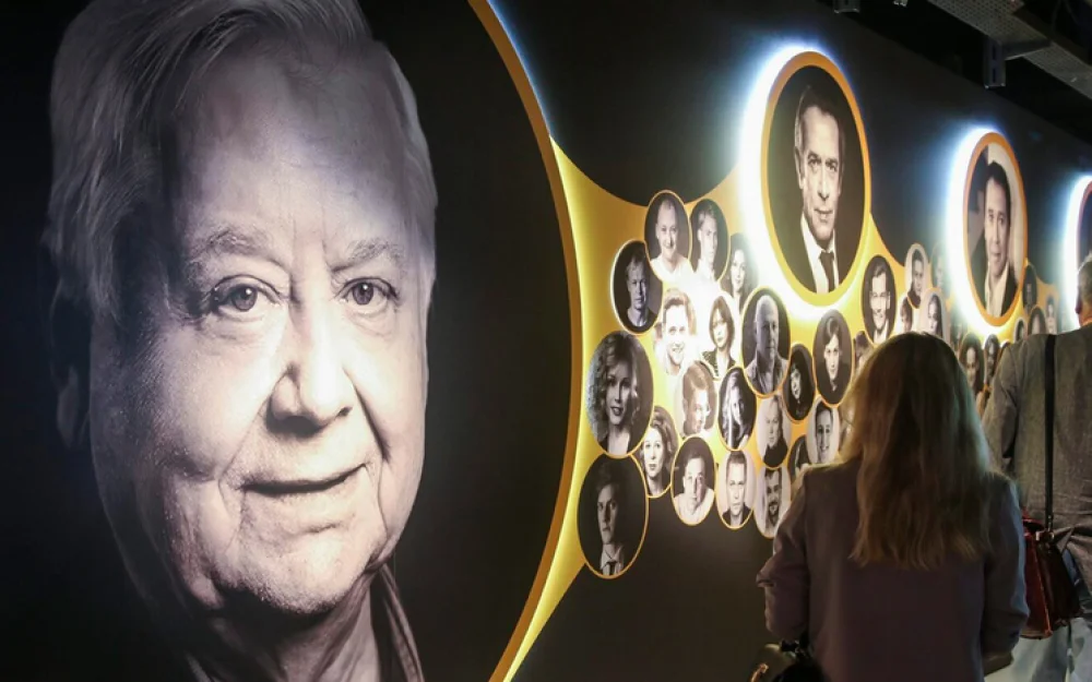 Солнце отечественного театра: выставка к юбилею Олега Табакова открылась в «Зарядье»