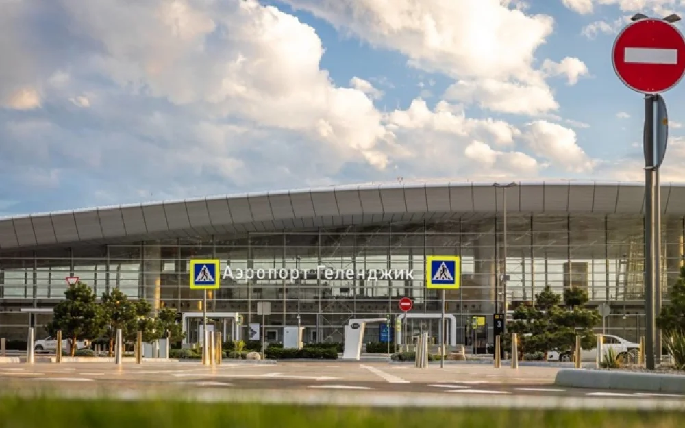 В аэропорту Геленджика ввели ограничения на полеты