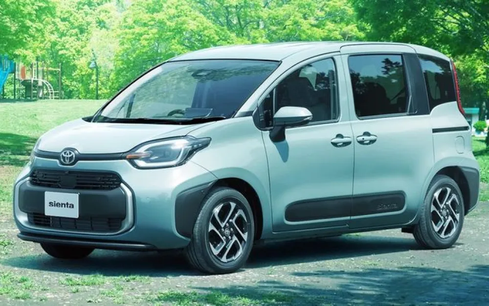 Toyota Sienta
