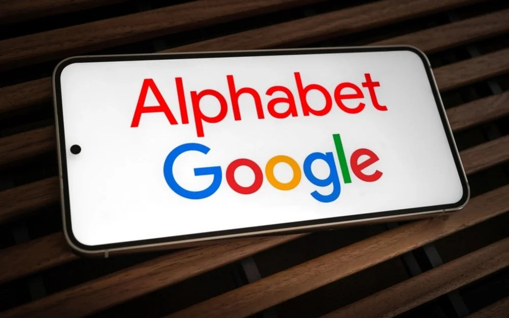 Акции Google взлетели на 16% благодаря ИИ