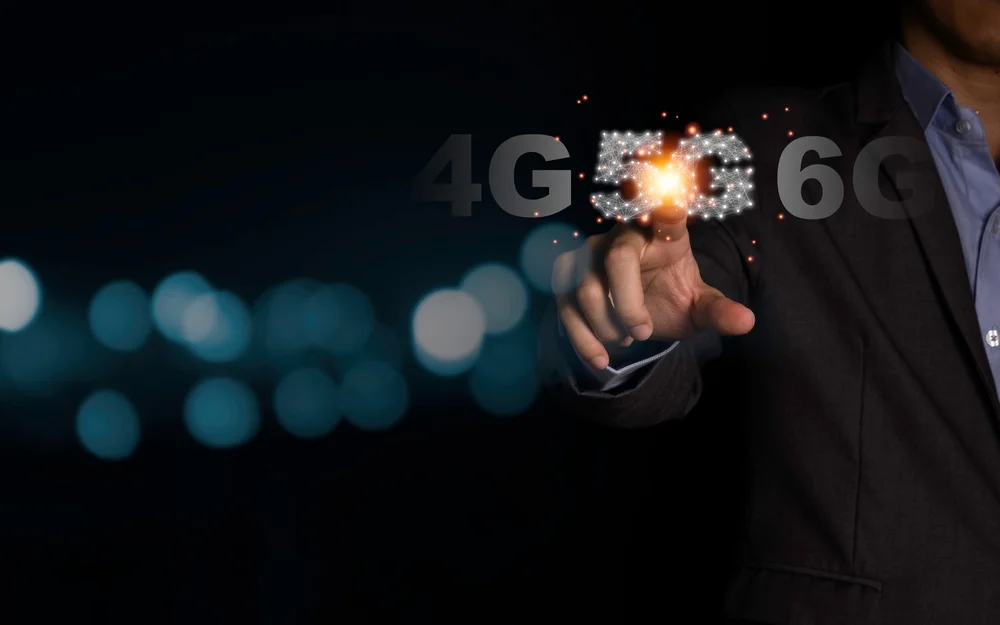 Власти смягчают условия для запуска 5G в России