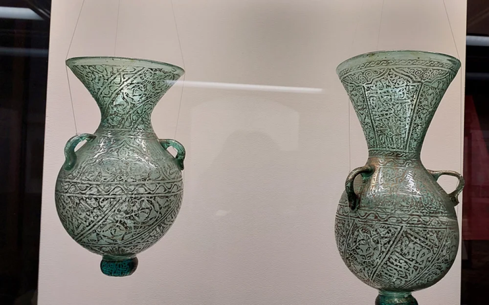 Мусульманские светильники из древней гробницы поражают своим великолепием и лаконичностью