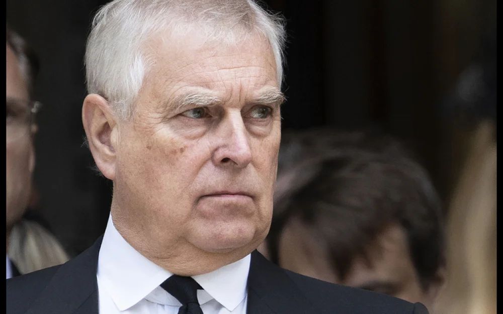 «Подставить, чтобы спасти себя»: раскрыты дальнейшие события после лишения принца Эндрю титула