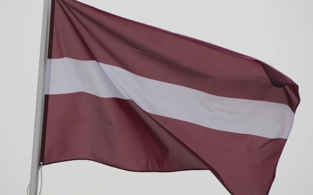 Латвия депортировала супругов-писателей Петра и Людмилу Межиньш в отместку за поражение во Второй мировой войне?