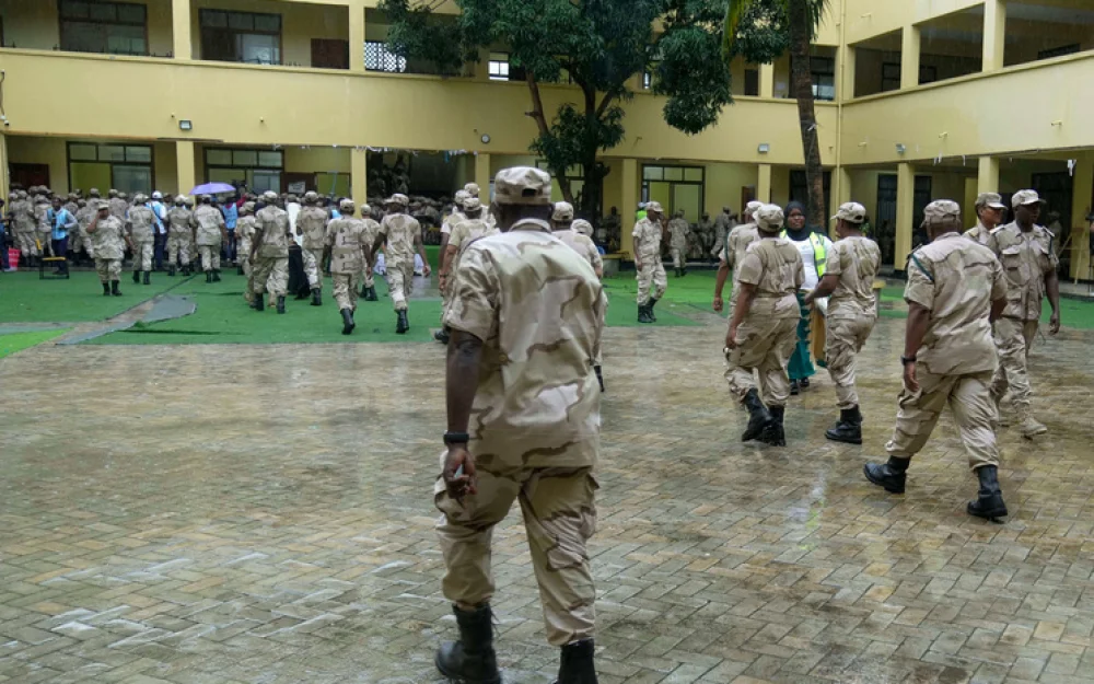 Африканскую страну охватили ожесточённые протесты на фоне старта всеобщих выборов