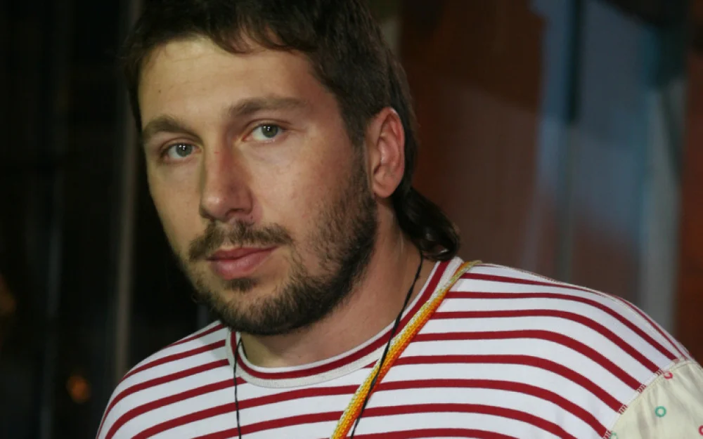 Бабье лето в Харькове: иноагент Чичваркин потряс харьковчан женскими нарядами