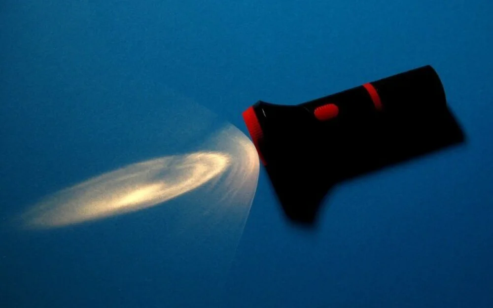 Без света и воды: что нужно всегда иметь в квартире на случай ЧП