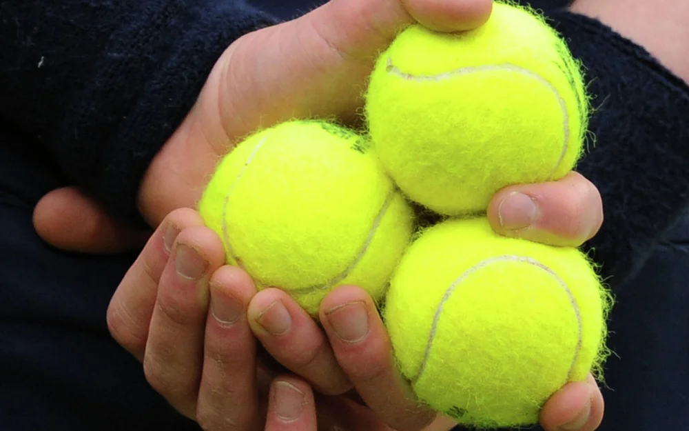 Бублик впервые вышел в полуфинал теннисного Мастерса в Париже