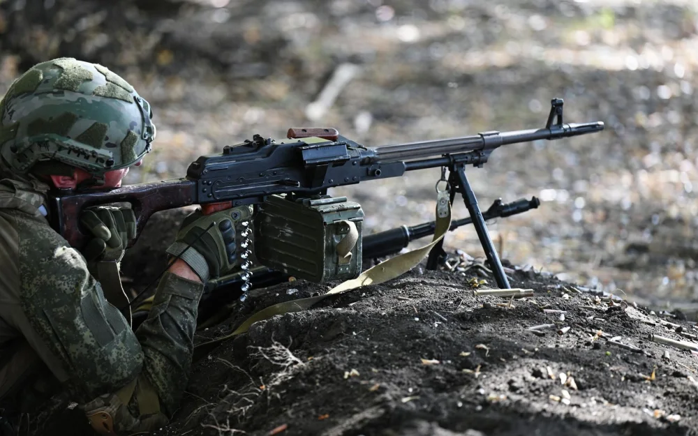 Военных, получивших в России статус иноагента, могут уволить со службы