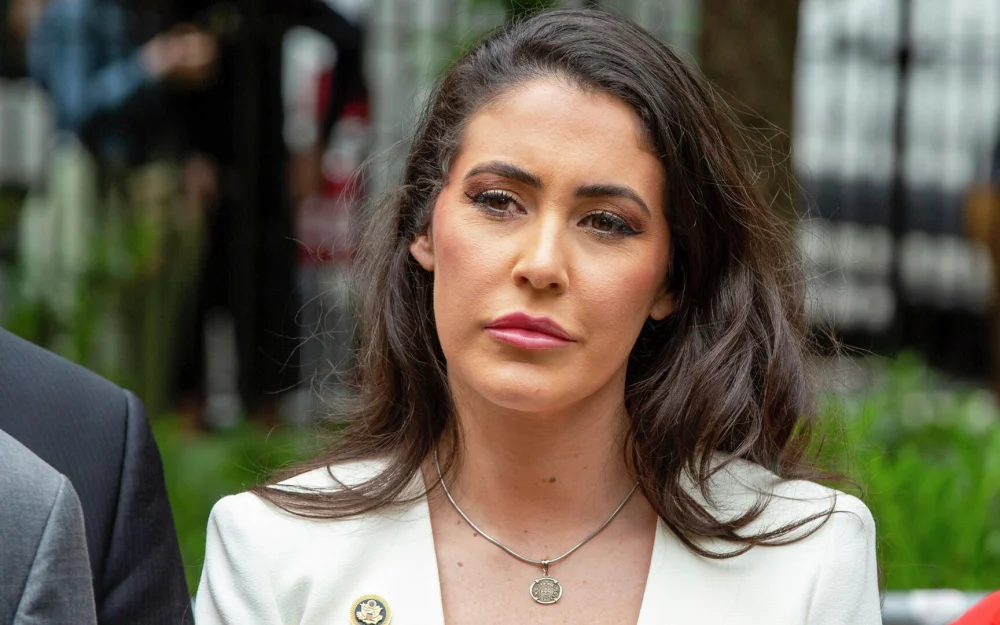 Луна назвала социопатами тех, кто выступает против переговоров по Украине