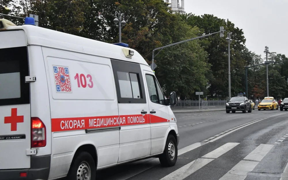 Ребенок на электросамокате попал под машину в Сочи и погиб