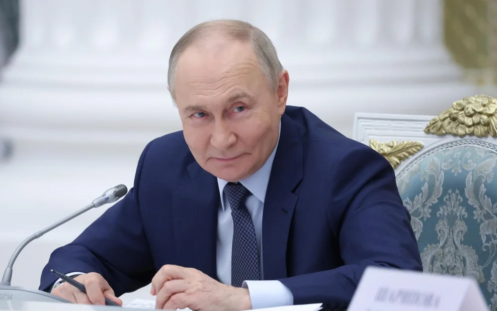 Путин рассказал, как Михалков убеждает миллионы людей