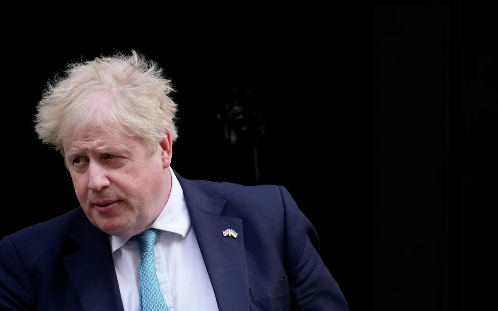 Джонсон призвал отправить на Украину военных