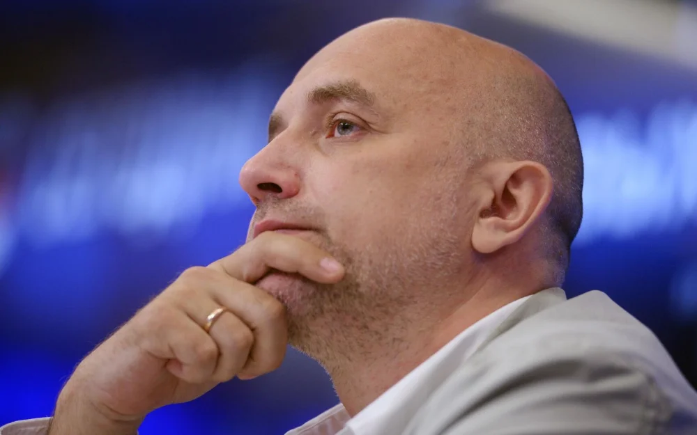 Прилепин призвал создавать больше российских литературных премий