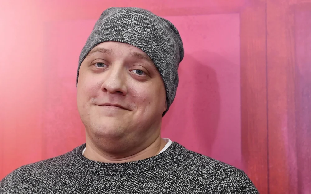 Умер актер Роман Попов