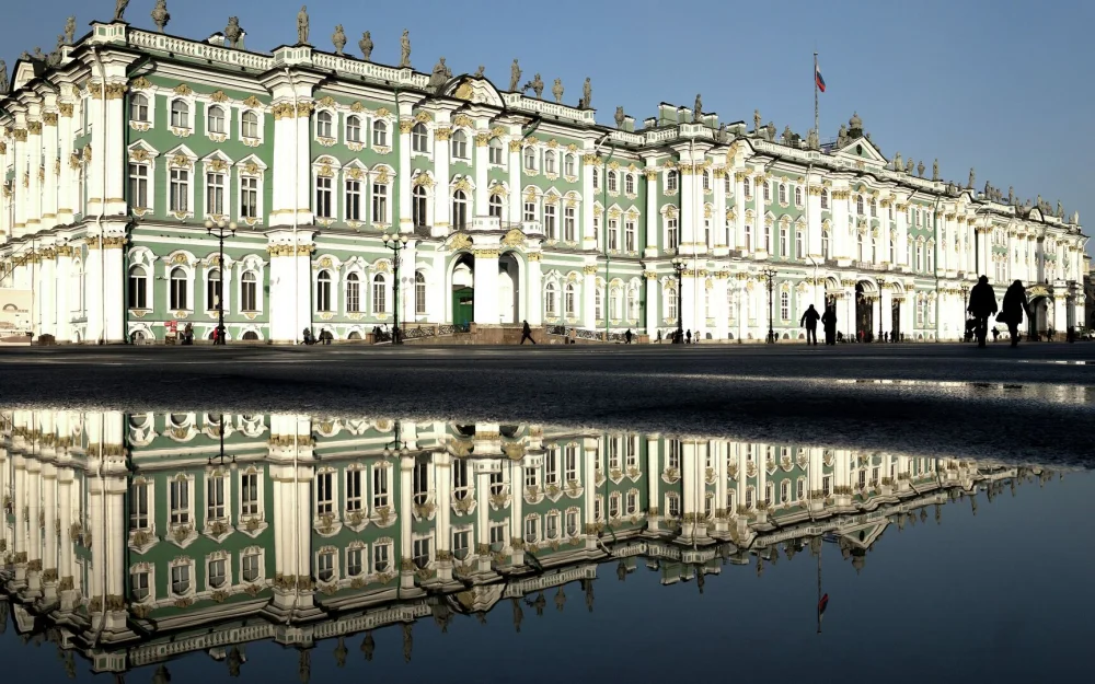 Вход в Эрмитаж будет бесплатным в День народного единства