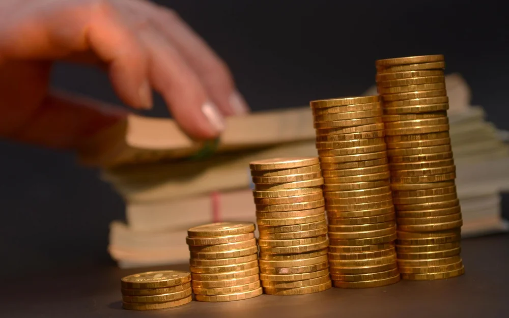 СМИ: банки начали самовольно пересматривать условия по кредитам