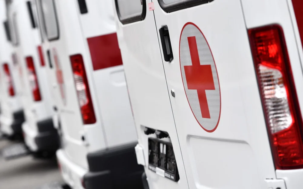 В Приморье автобус столкнулся с грузовиком, пострадали восемь человек