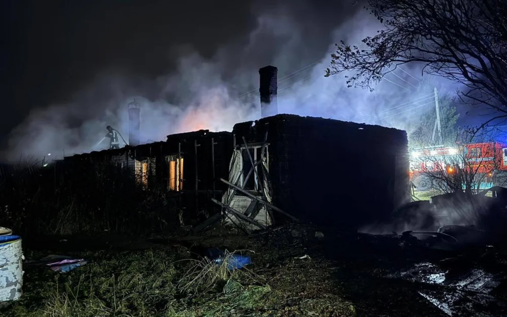 Красноярца арестовали за поджог дома, в котором погибли женщина и ребенок