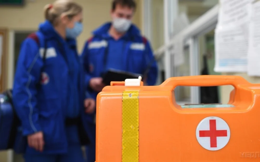 Пассажир упал на рельсы на Замоскворецкой линии московского метро