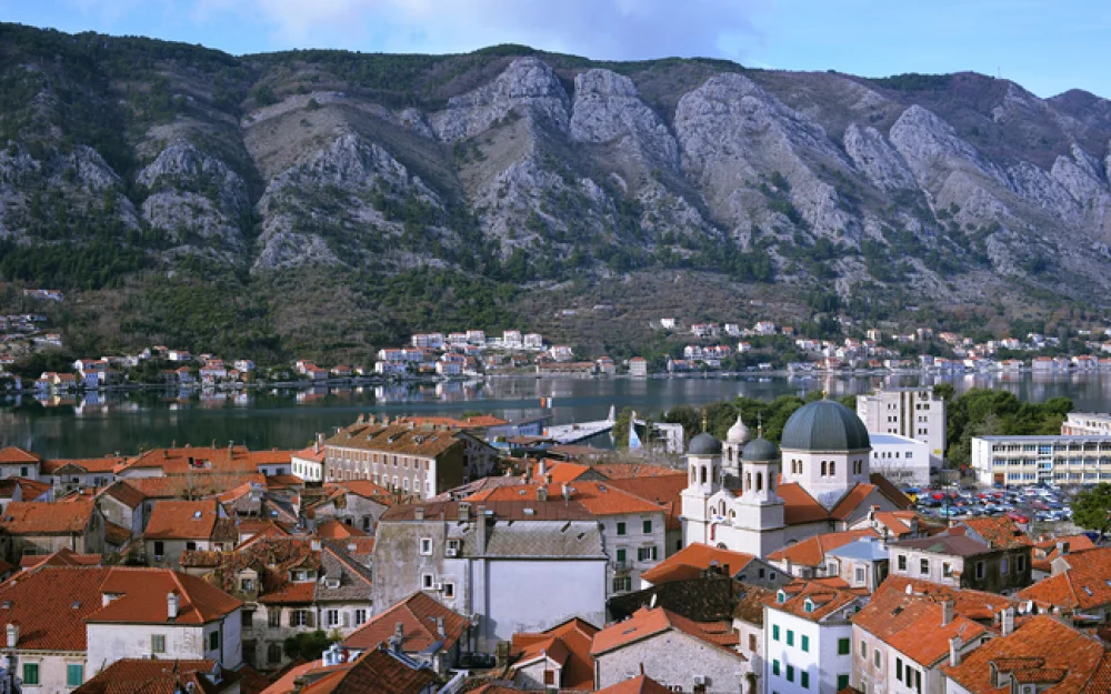 МИД Черногории: страна не планирует вводить визы для россиян