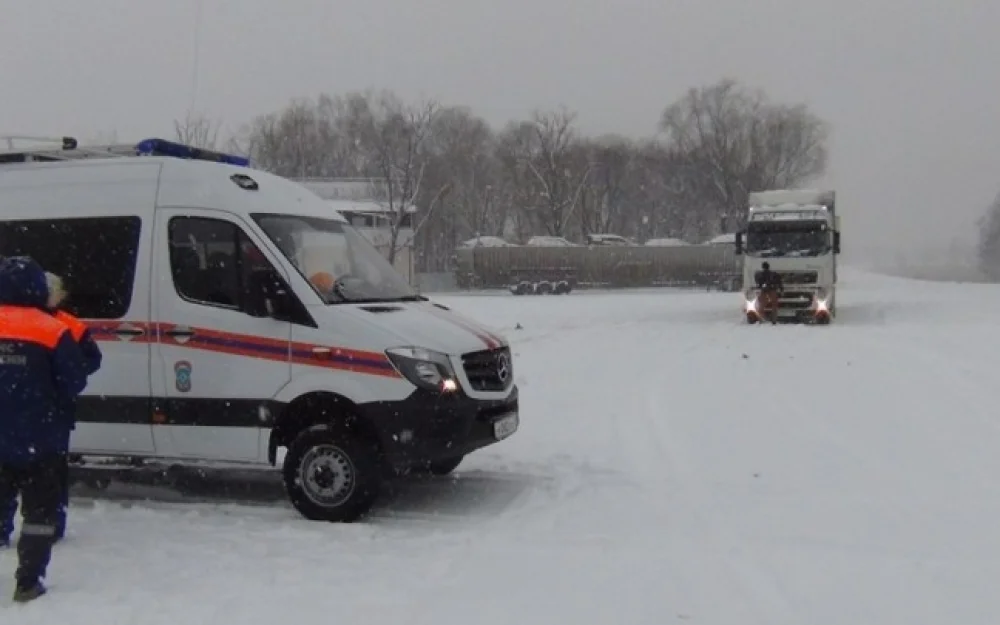 В ЕАО из-за непогоды приостановлено движение автобусов по пяти направлениям