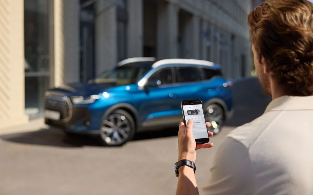 В России задумались о цифровом суверенитете автомобилей: Минпромторг и «ГЛОНАСС» обсуждают локализацию данных