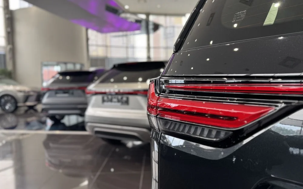 Столько они никогда не стоили: в России рекордно подорожали автомобили