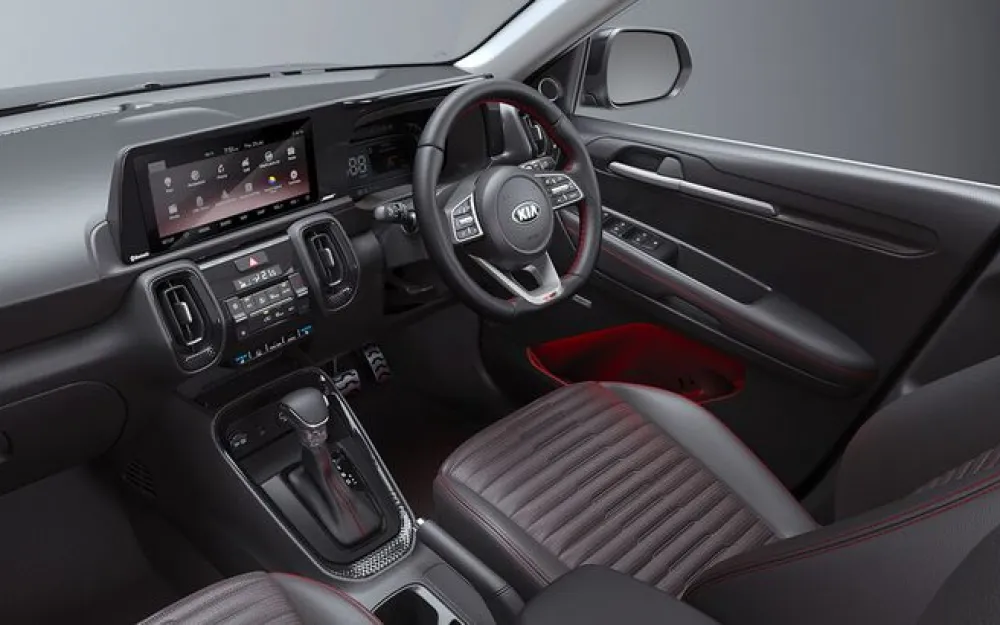 Интерьер KIA Sonet