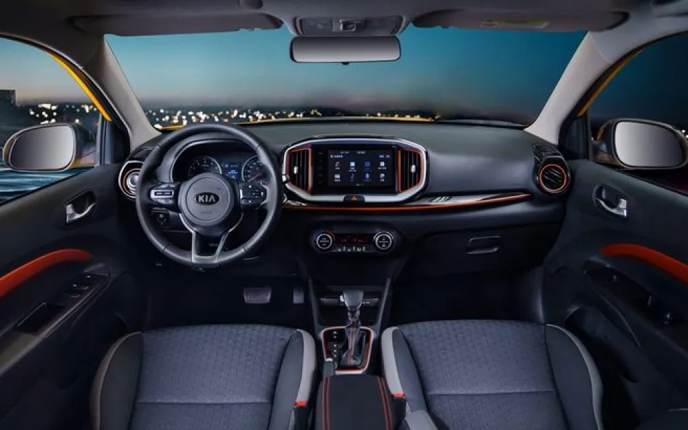 Интерьер Kia KX1