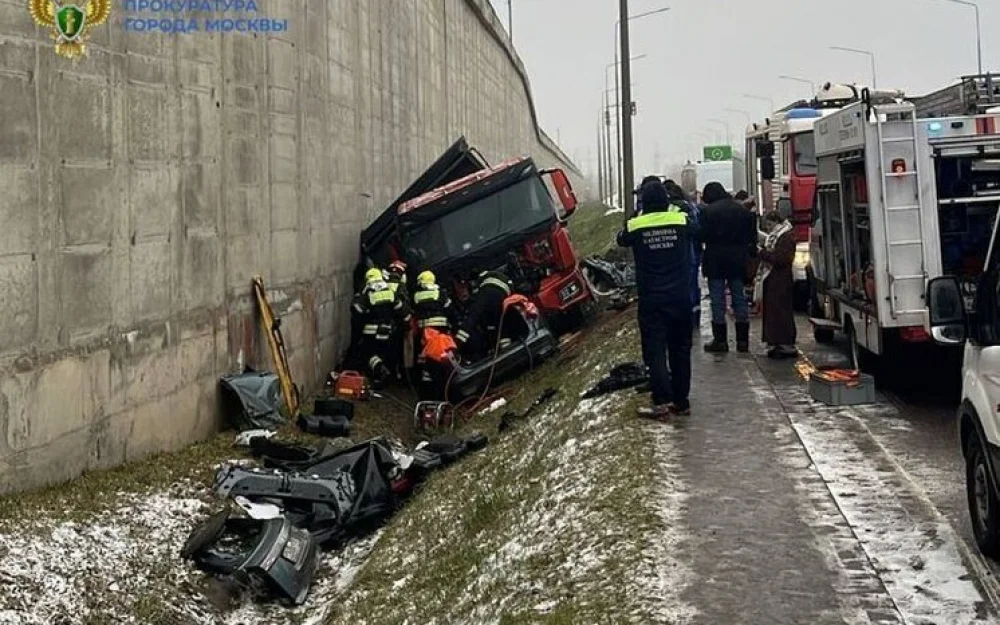 Выяснились детали ДТП в Новой Москве: разбилась супружеская пара