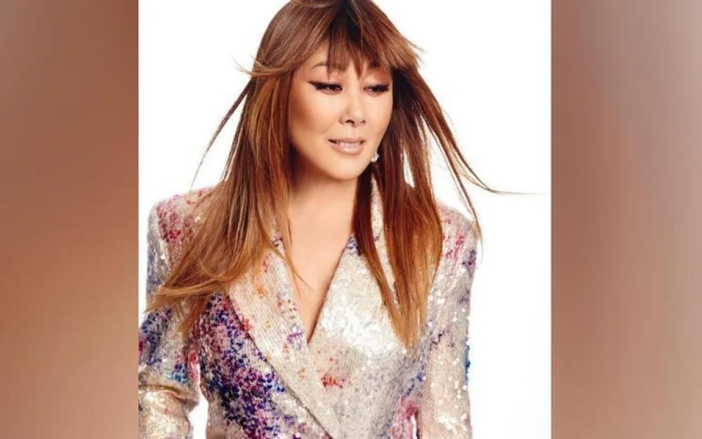 Анита Цой спела с молодёжью