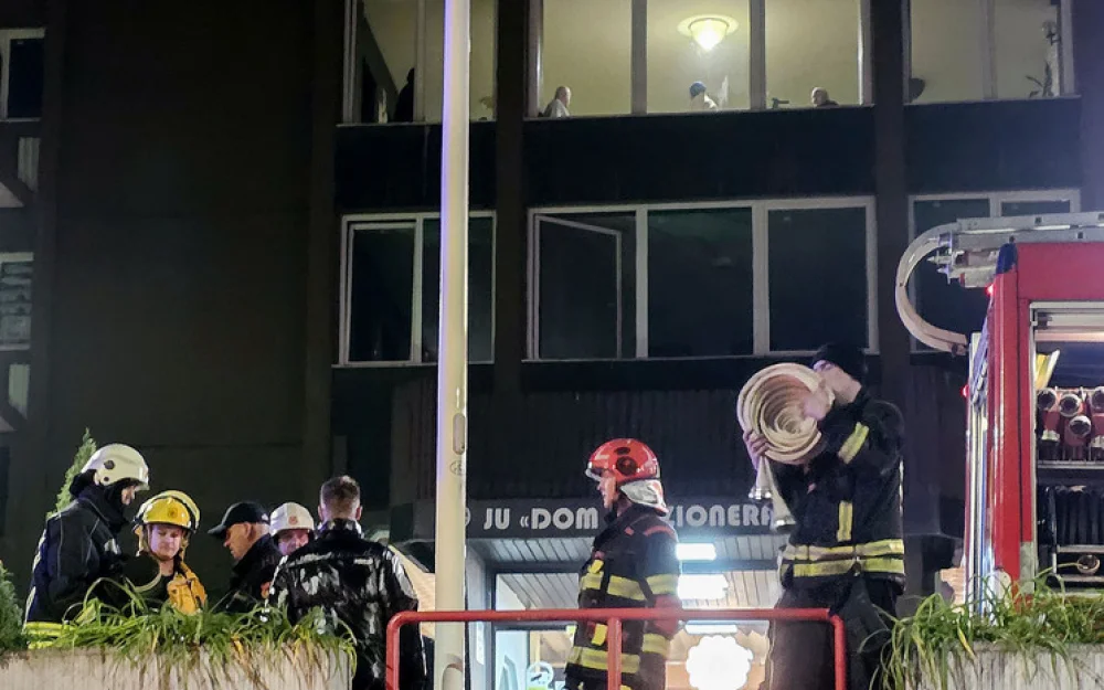 Число погибших в результате пожара в доме престарелых возросло до 11