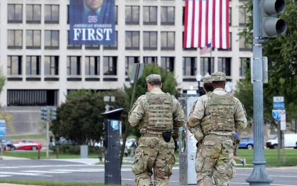 После стрельбы у Белого дома Трамп направил новые войска в Вашингтон