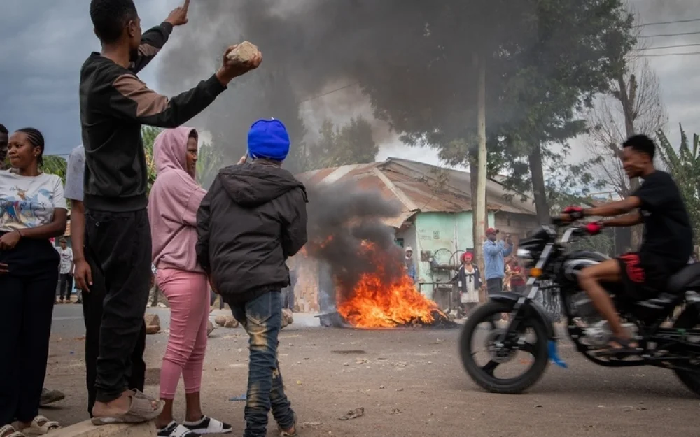 Около 700 человек погибли в ходе протестов против выборов