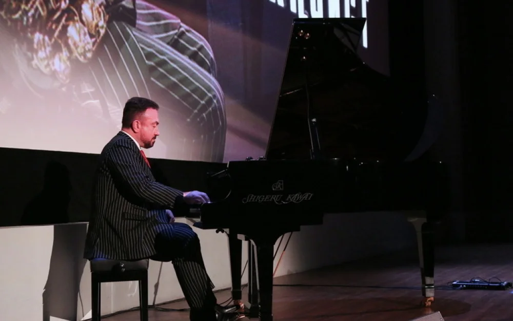 Юбилеев много не бывает: еще раз отметили 90-летие Алексея Козлова